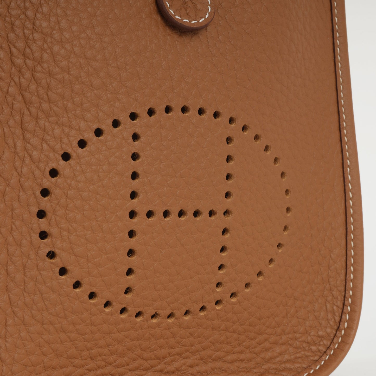 Hermès Mini Evelyne 16 - Gold Clemence | Gold Hardware
